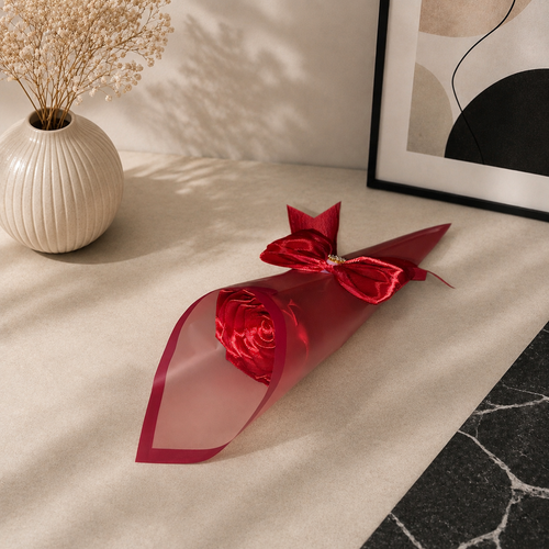 Emballage rouge transparent