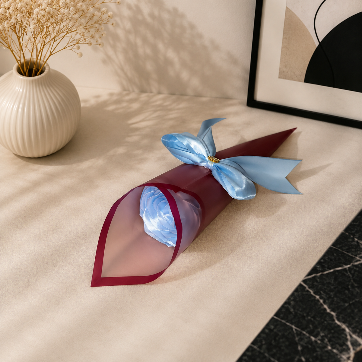 Emballage rouge transparent